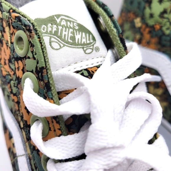 VANS Sk8-Hi Tapered Stackform Sneaker - Hightop / Platform - Picture 9 of 13